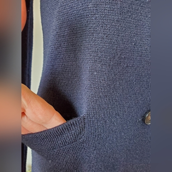 J. crew 100% merino wool navy cardigan sweater. Size xs - Picture 3 of 6